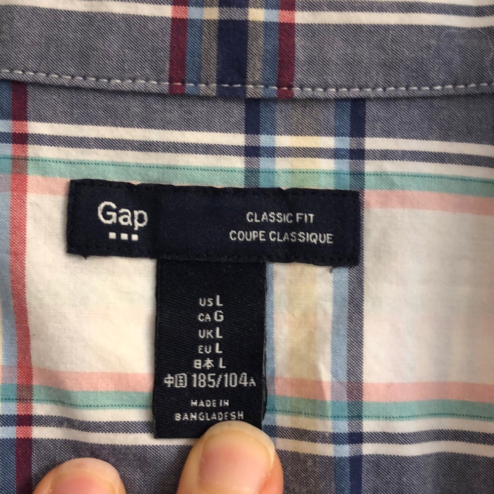 GAP Lightweight Button Up (L)